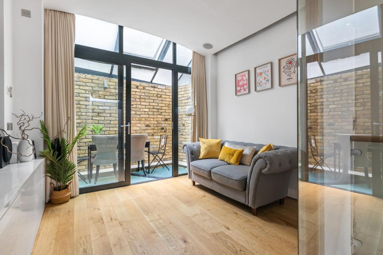 Trafalgar Square Arty Apartment Londen Buitenkant foto